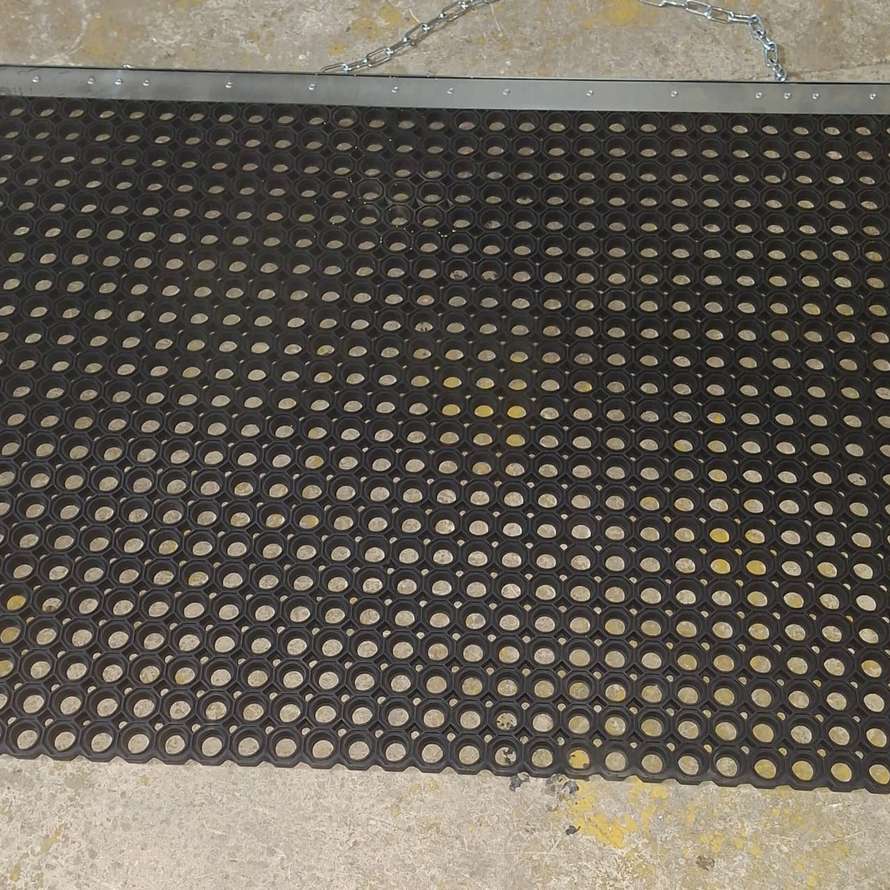 Rubber Dragmat.Ijpg